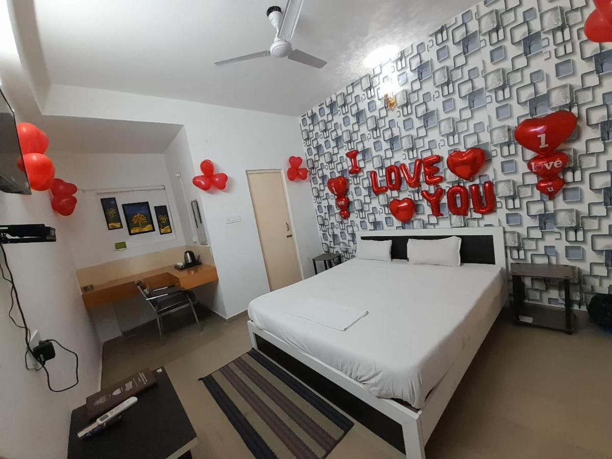 The Ashiyana Inn Hotel パトナー エクステリア 写真